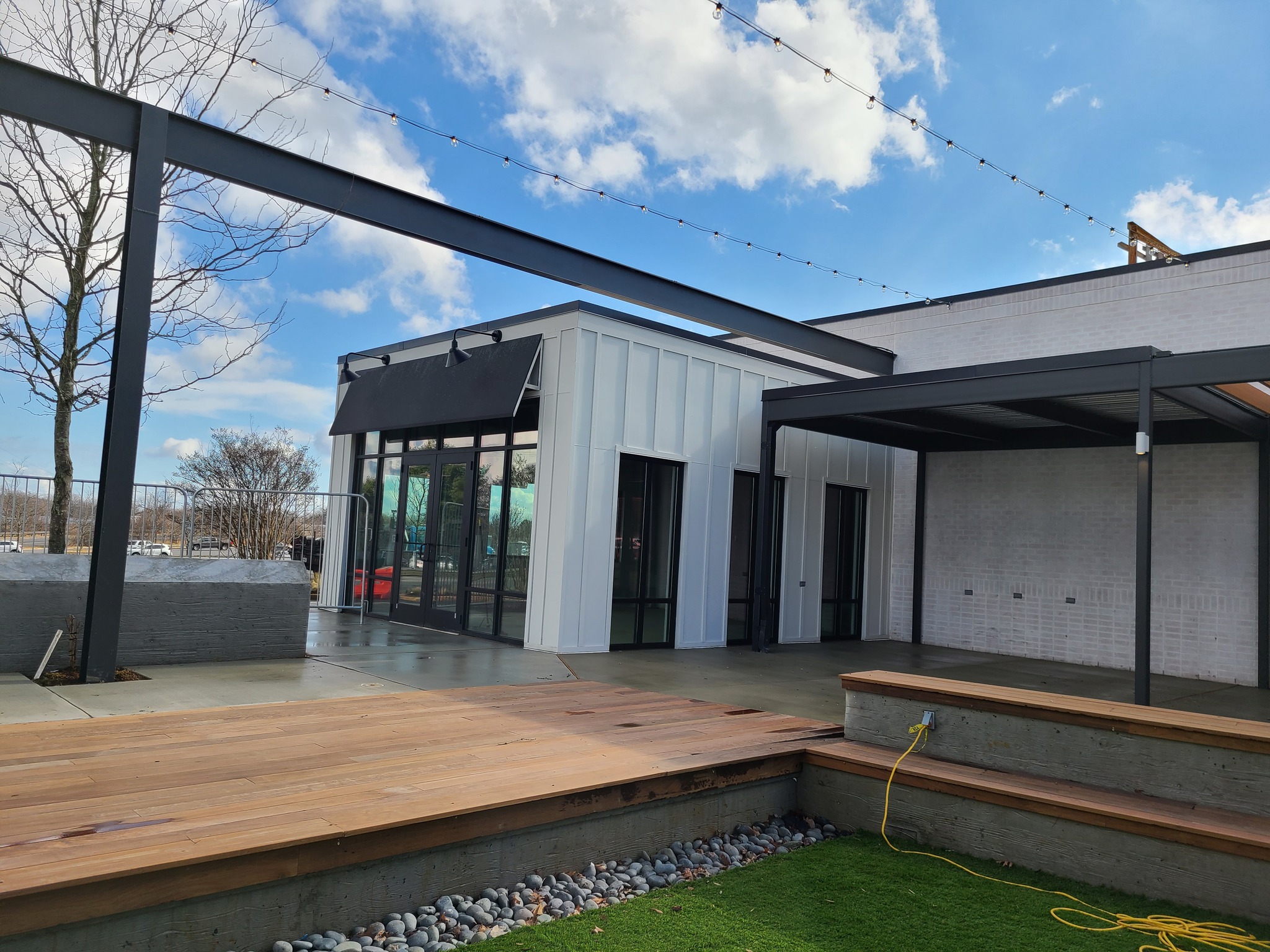 Burtonsville Crossing