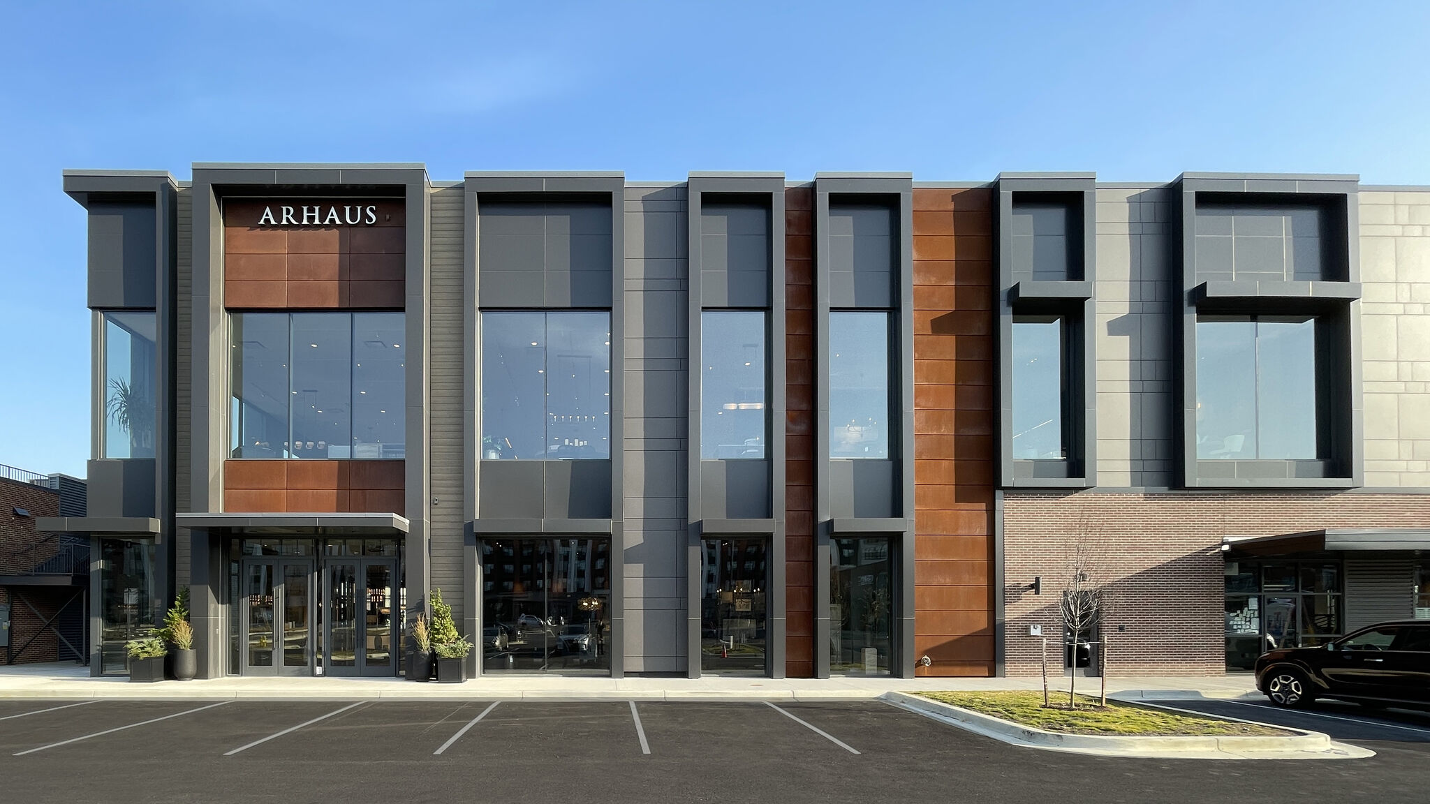 Beacon Square Arhaus